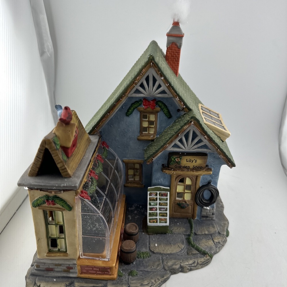 Heartland Valley Village Lily's Garden Shop Deluxe LED Lighted Cottage